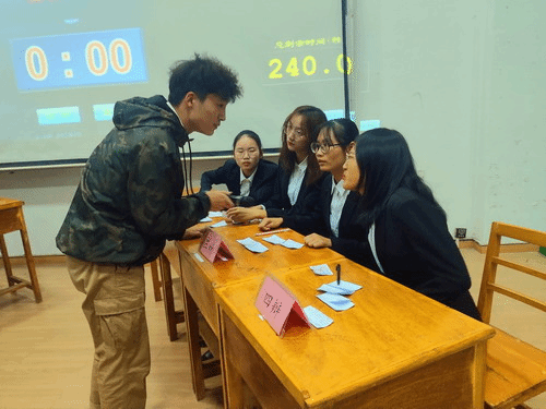 http://vsb.jju.edu.cn:8080/_mediafile/lyxy_new/2019/11/22/338mxkukji.jpg